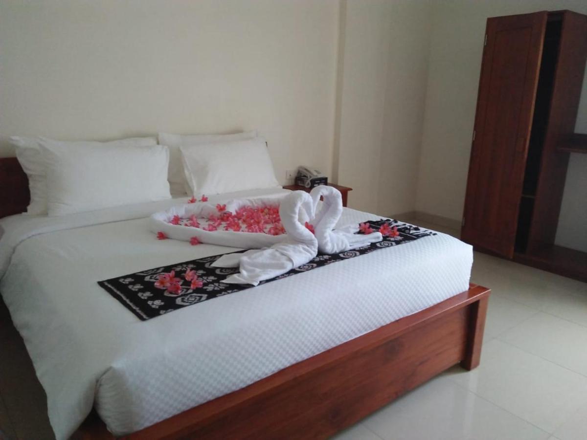 Kalton Hotel Labuan Bajo Luaran gambar